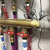 монтаж панельных радиаторов отопления с нижним подключением из пола
