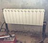 монтаж биметаллических радиаторов отопления из стены с боковым подключением
