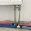 монтаж панельных радиаторов отопления с нижним подключением из пола